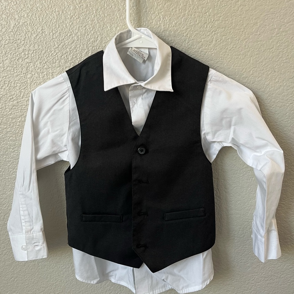 Boys Size 5T Shirt, Vest and Pants